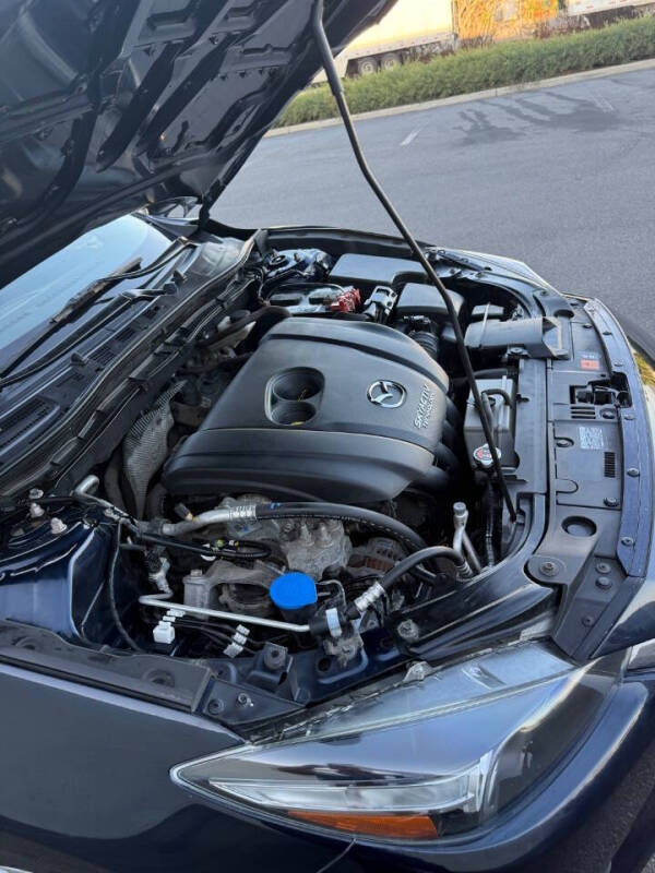 2017 Mazda MAZDA3 Touring