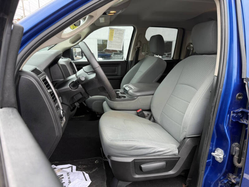 2017 RAM 1500 Express