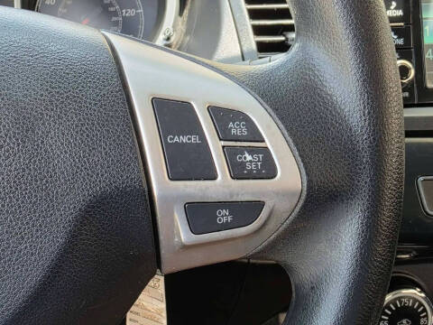 2017 Mitsubishi Lancer