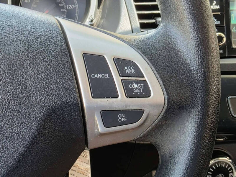 2017 Mitsubishi Lancer