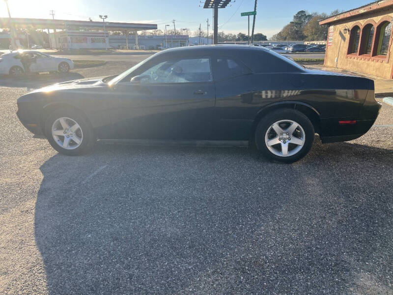 2010 Dodge Challenger SE