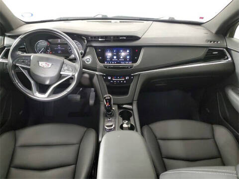 2022 Cadillac XT6 Luxury