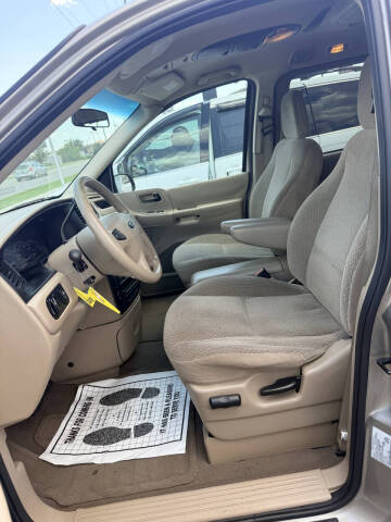 2002 Ford Windstar SE