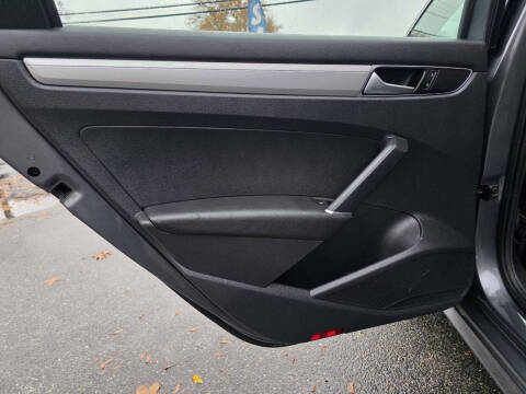 2016 Volkswagen Passat 1.8T S