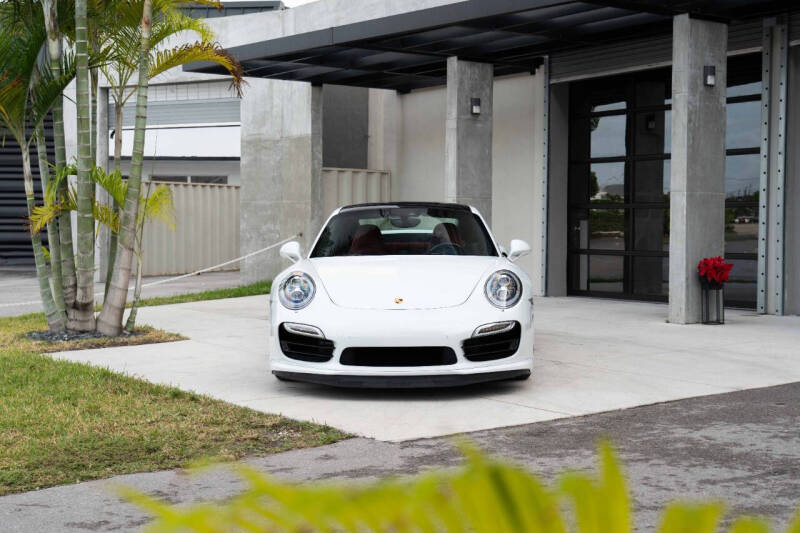 2015 Porsche 911 Turbo
