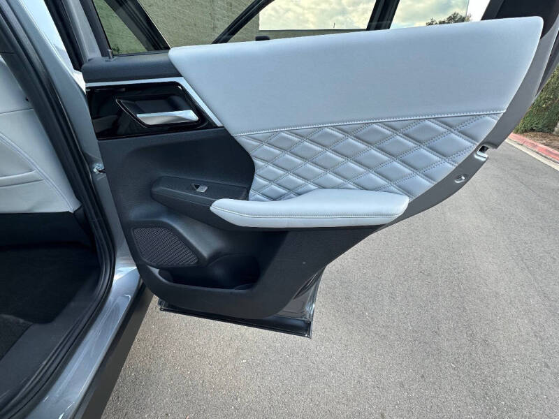 2023 Mitsubishi Outlander PHEV SEL