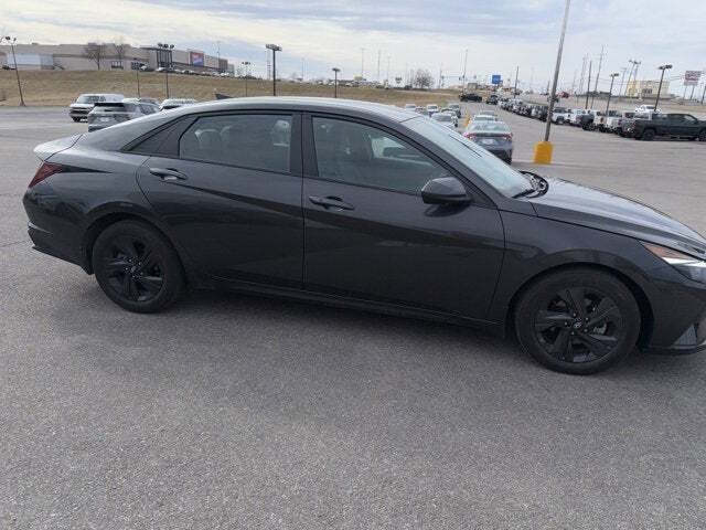2022 Hyundai Elantra
