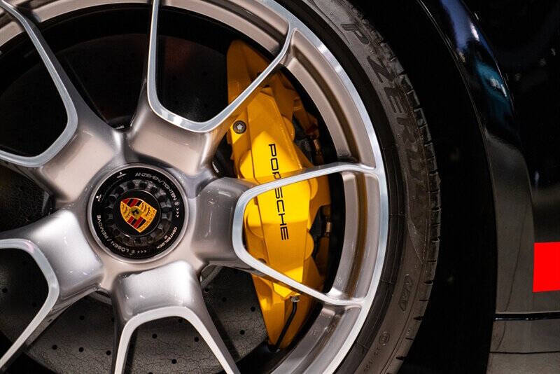 2024 Porsche 911 Turbo S