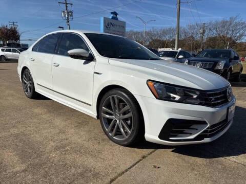 2017 Volkswagen Passat 1.8T R-Line