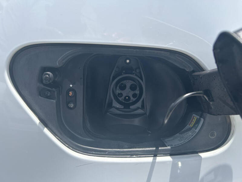 2015 Volkswagen e-Golf SEL Premium