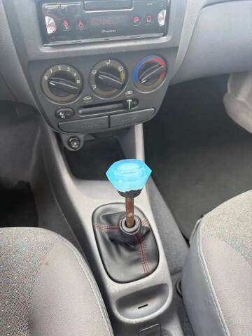 2004 Hyundai Accent