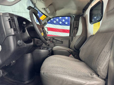 2018 Chevrolet Express 2500