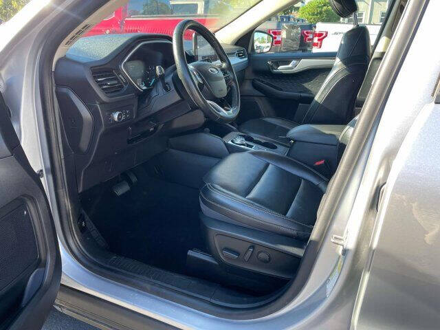 2020 Ford Escape SEL