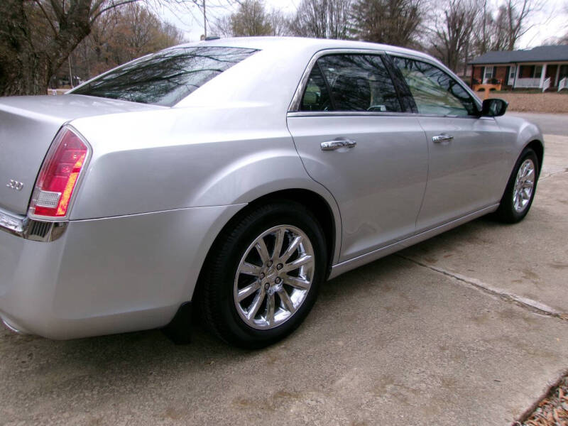 2012 Chrysler 300 Limited