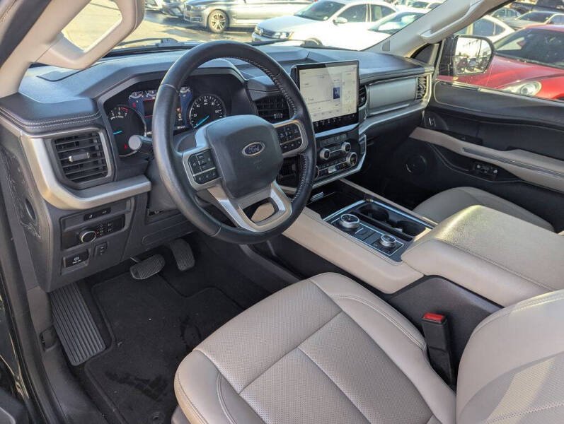 2024 Ford Expedition XLT