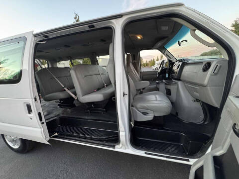 2011 Ford E-Series E-150 XL