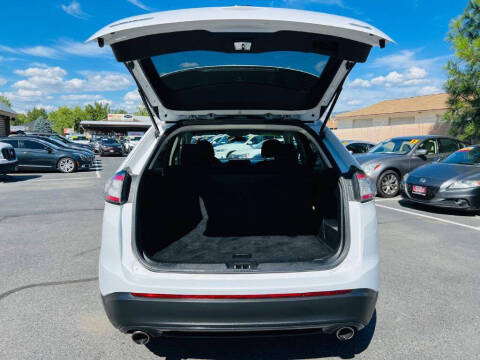 2015 Ford Edge SE