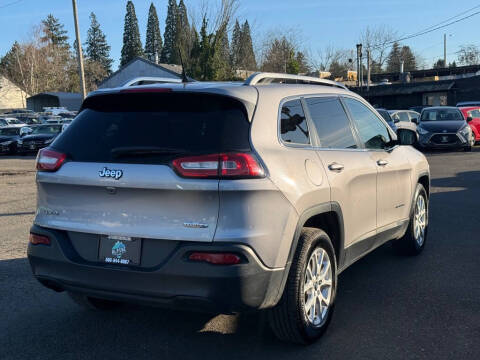 2018 Jeep Cherokee Latitude