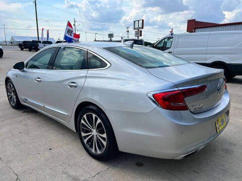 2017 Buick LaCrosse Essence
