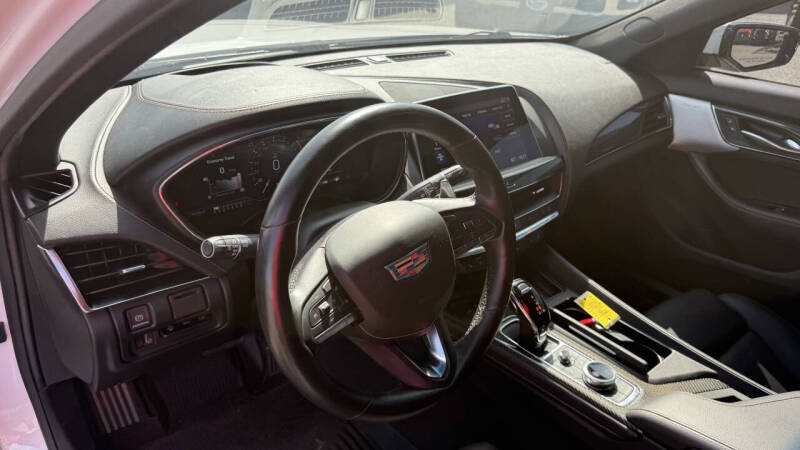 2024 Cadillac CT5-V