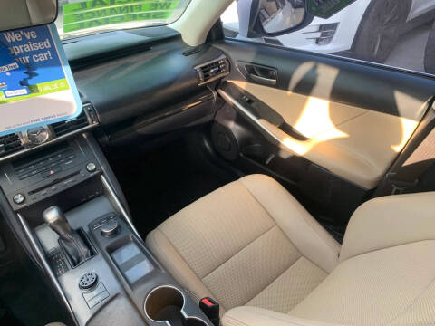 2019 Lexus IS 300