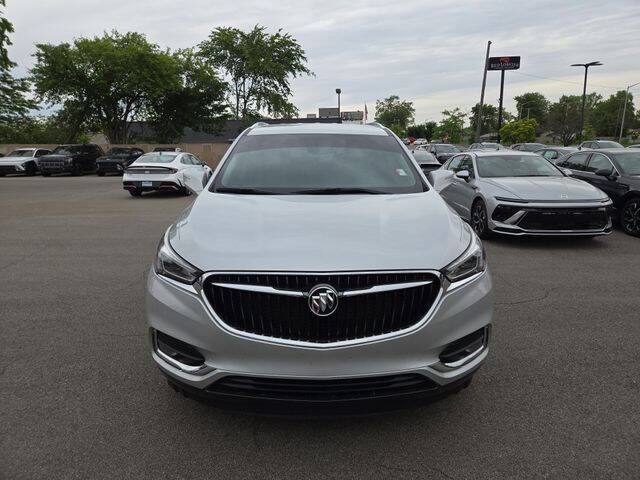 2020 Buick Enclave Essence