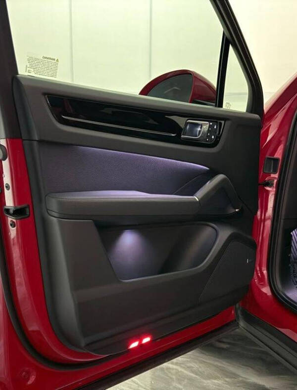 2023 Porsche Cayenne