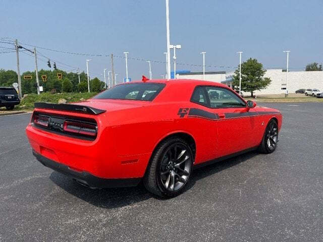 2022 Dodge Challenger 14