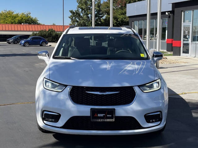 2022 Chrysler Pacifica for sale at Axio Auto Boise in Boise, ID