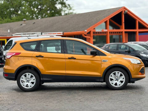 2016 Ford Escape S