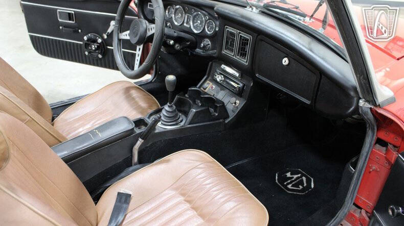 1972 MG B