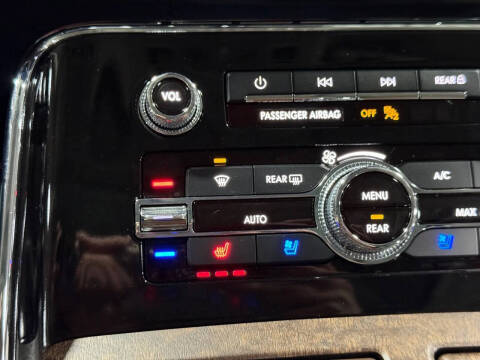 2022 Lincoln Navigator Black Label