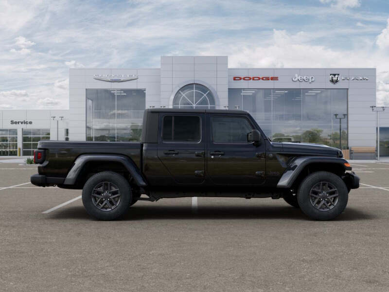 2025 Jeep Gladiator