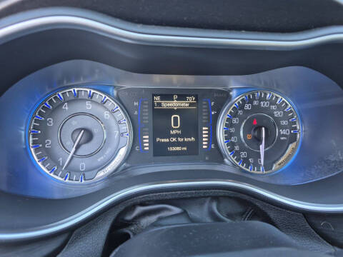 2015 Chrysler 200 Limited