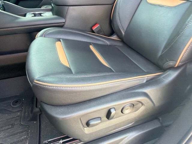 2023 GMC Yukon AT4