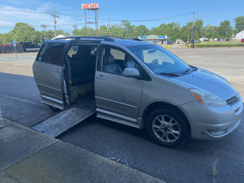 2005 Toyota Sienna for sale at GL Auto Sales LLC in Wrightstown NJ