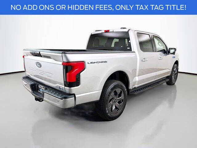 2025 Ford F-150 Lightning Flash