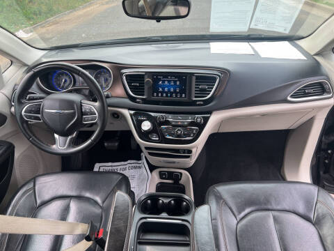 2018 Chrysler Pacifica Touring L