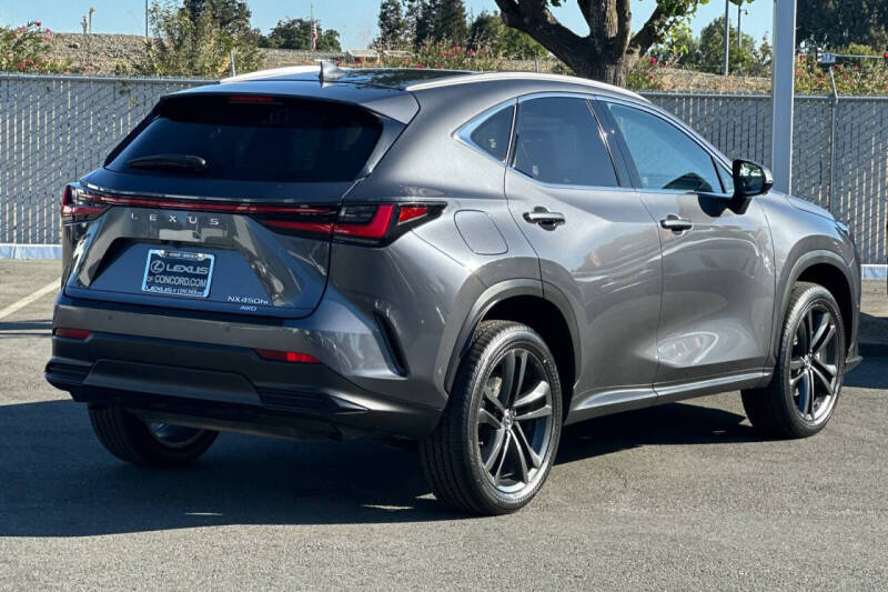 2022 Lexus NX 450h+