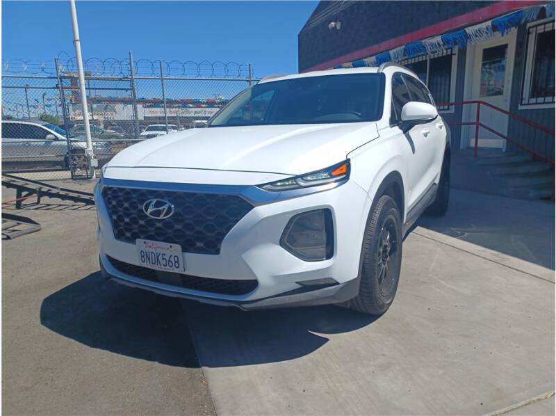 2020 Hyundai Santa Fe for sale at CHAMPION MOTORZ in Fresno CA