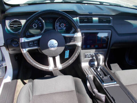 2014 Ford Mustang V6