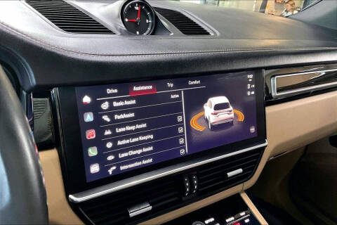 2023 Porsche Cayenne S Platinum Edition