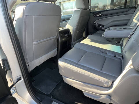 2017 Chevrolet Suburban LT