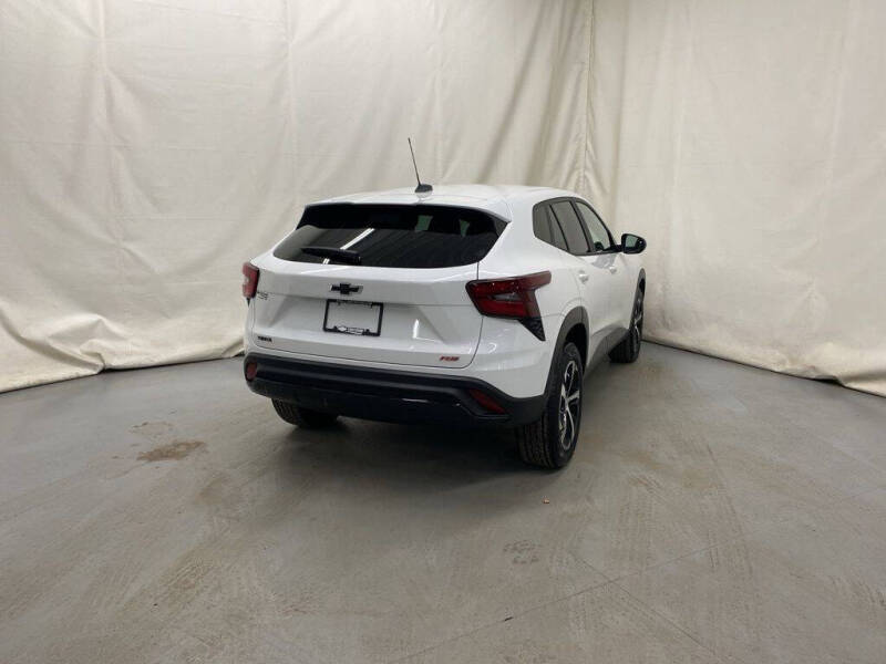 2024 Chevrolet Trax RS