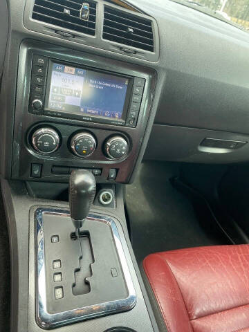 2014 Dodge Challenger SXT