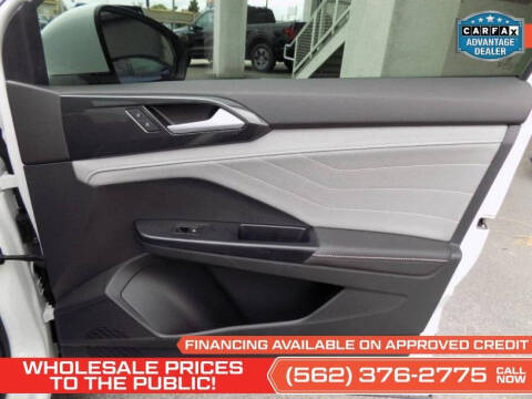 2024 Volkswagen Taos SEL 4Motion