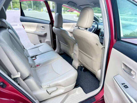2014 Toyota Prius v Three