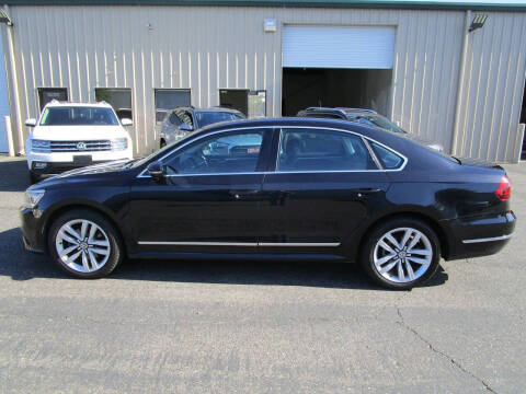 2017 Volkswagen Passat V6 SE