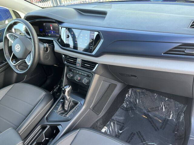 2022 Volkswagen Taos SE