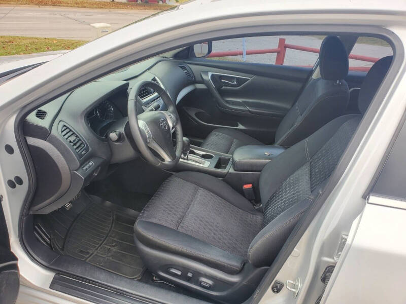 2017 Nissan Altima 2.5 SR